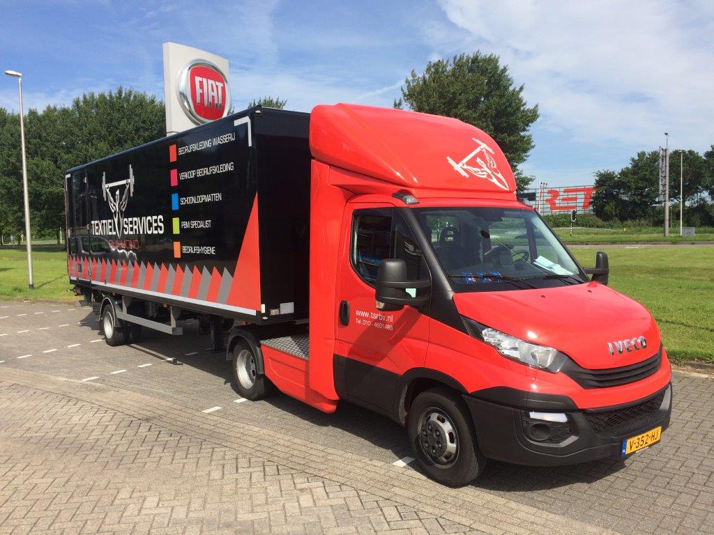 melodie Door Slim BE oplegger geleverd aan Truckland Zuid-Holland voor Textiel Service  Rijnmond - Bunk